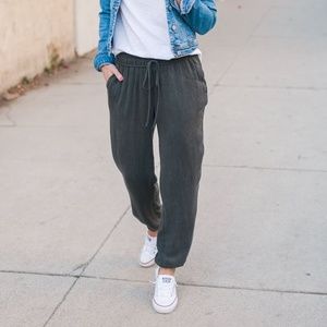 Gibson Hi Sugarplum! Hanalei Soft Jogger Pants